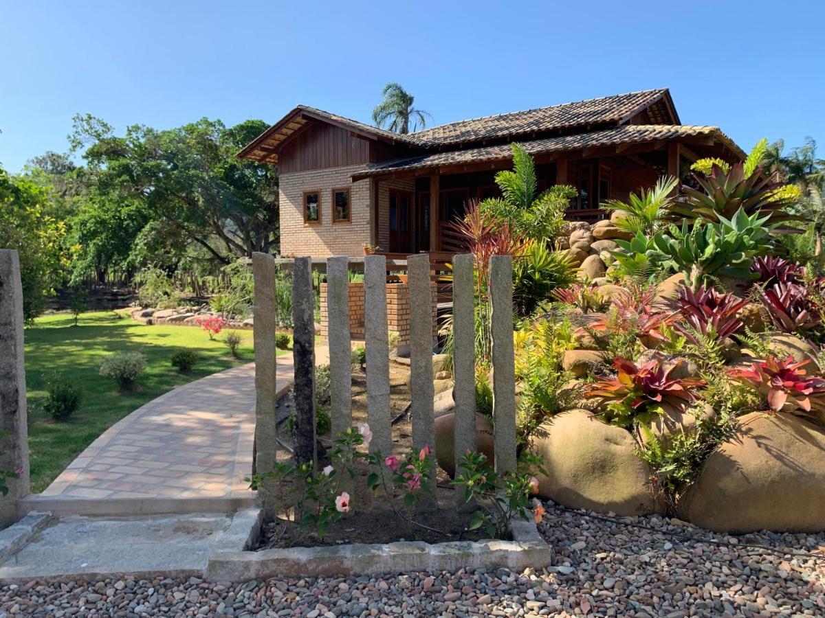 Casa Do Lago - Condominio De Casas Para Aluguel Diario E De Temporada 페냐 외부 사진